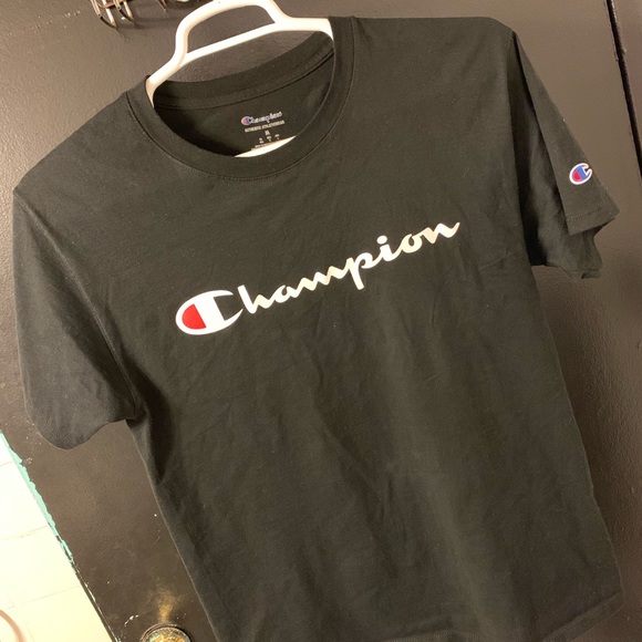 Men’s champion shirt size medium ! - Picture 4 of 5